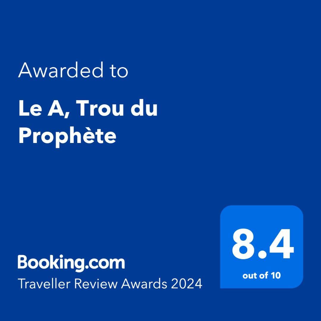 Le A, Trou Du Prophete Hotel Mitsamiouli Bagian luar foto