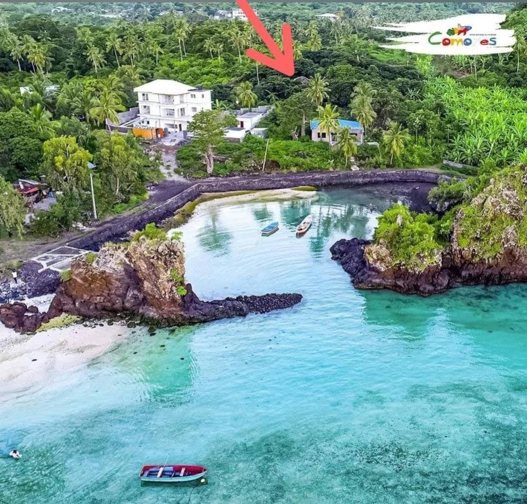 Le A, Trou Du Prophete Hotel Mitsamiouli Bagian luar foto